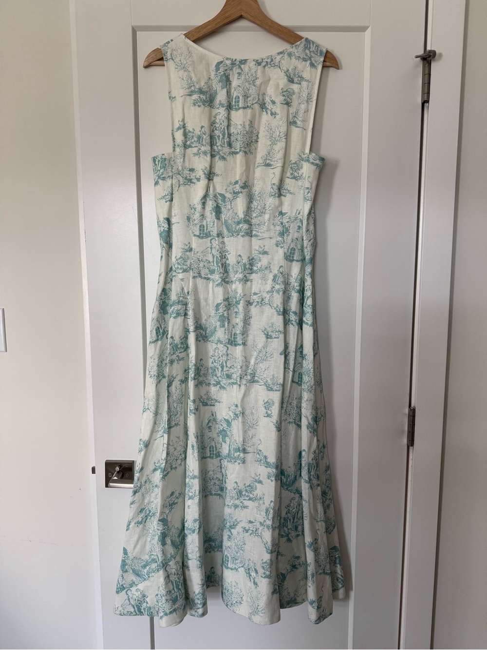 Secret Mission Rhoda Dress - Picture 4 of 9